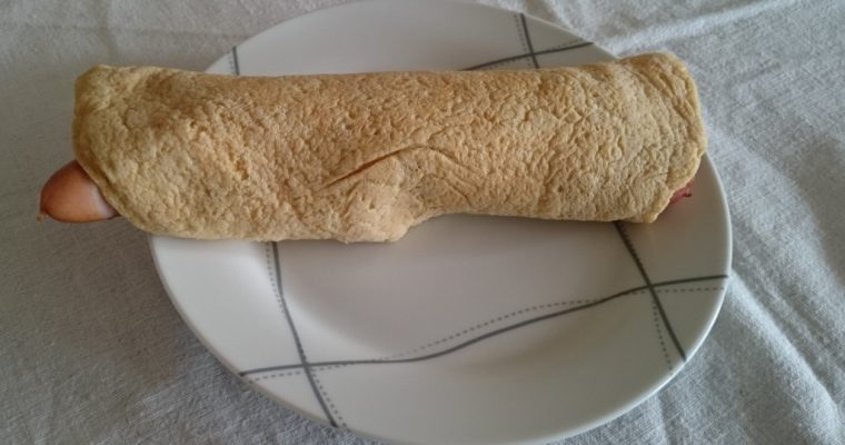 Pølse med lavkarbo wraps/lefser