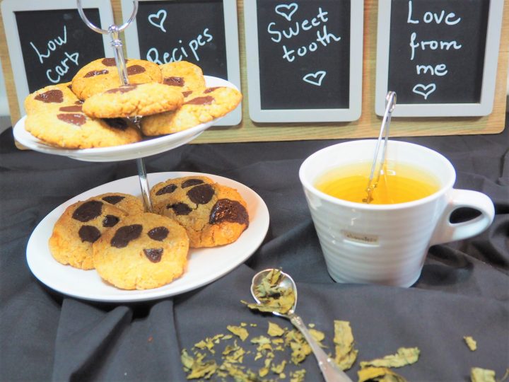 Cookies med peanøttsmør og sjokoladebiter – glutenfri og lavkarbo